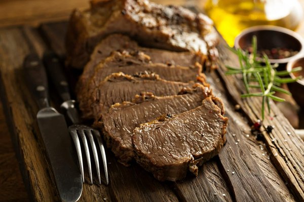 What's the Key to Perfecting the Art of Smoked Brisket in a Backyard Smoker?