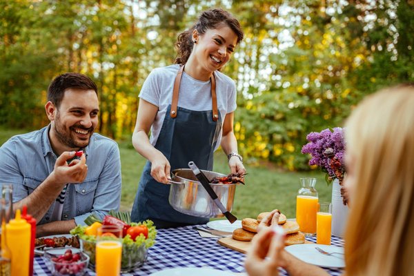 What's the Best Approach to Designing a Home Barbecue and Grilling Station for Social Gatherings?