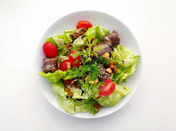 How to Prepare a Gourmet Panzanella Salad with Heirloom Tomatoes and Croutons?