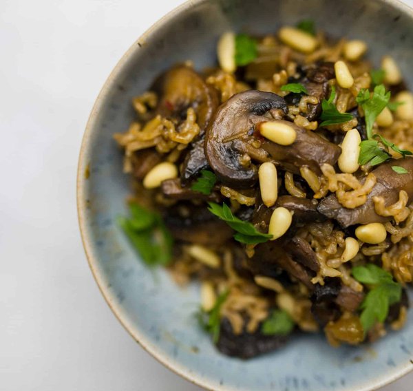 How to Prepare a Gourmet Stuffed Portobello Mushrooms with Spinach and Ricotta?